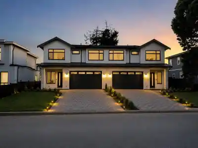 8219 111B STREET, Delta BC V4C 4T2