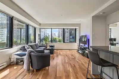 609 1333 WEST GEORGIA STREET, Vancouver BC V6E 4V3