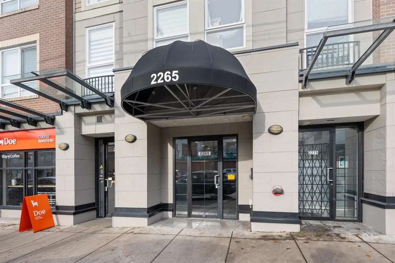 PH18 2265 E HASTINGS STREET, Vancouver BC V5L 1V3