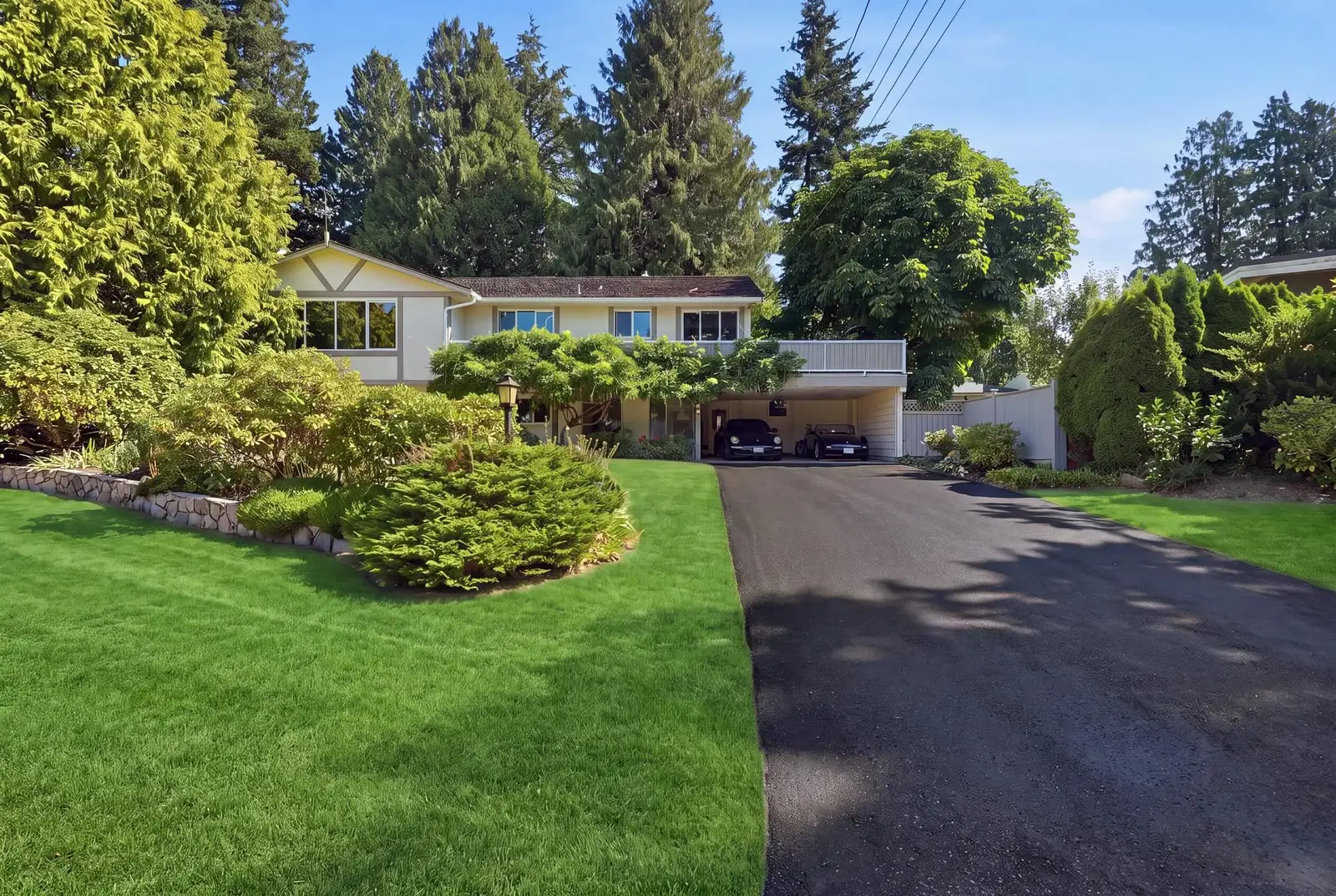 986 PACIFIC DRIVE, Delta BC V4M 2K4