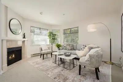 E106 628 W 12TH AVENUE, Vancouver BC V5Z 1M8