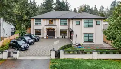 20208 42 AVENUE, Langley BC V3A 3A6