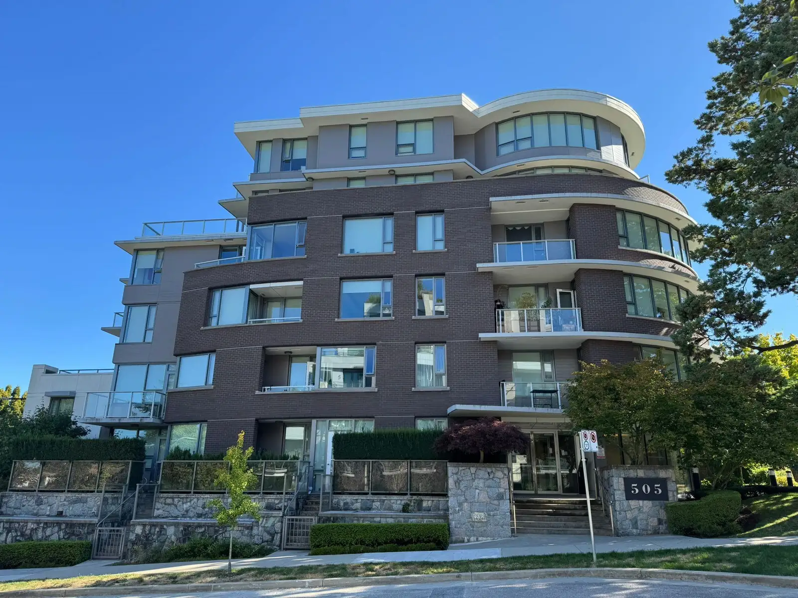 202 505 W 30TH AVENUE, Vancouver BC V5Z 0G4