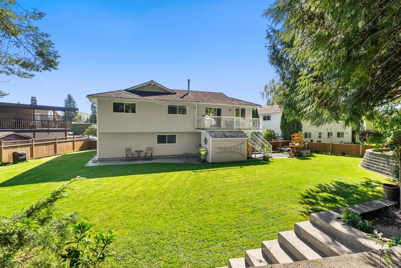 905 EDEN CRESCENT, Tsawwassen BC V4L 1W6