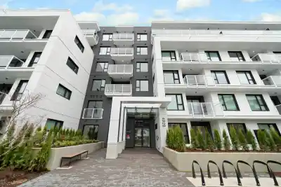 111 4928 QUEBEC STREET, Vancouver BC V5W 0G6