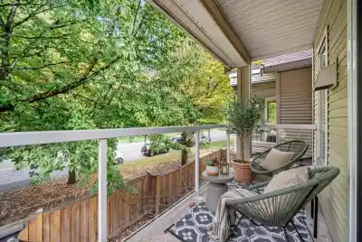 306 3400 SE MARINE DRIVE, Vancouver BC V5S 4P8
