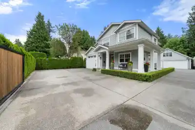 19892 44 AVENUE, Langley BC V3A 3E2