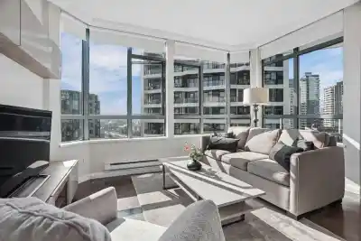 1306 1383 HOWE STREET, Vancouver BC V6Z 2R5