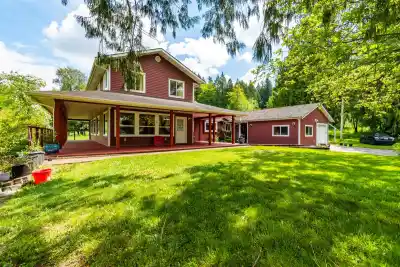 24250 88 AVENUE, Langley BC V1M 3R3