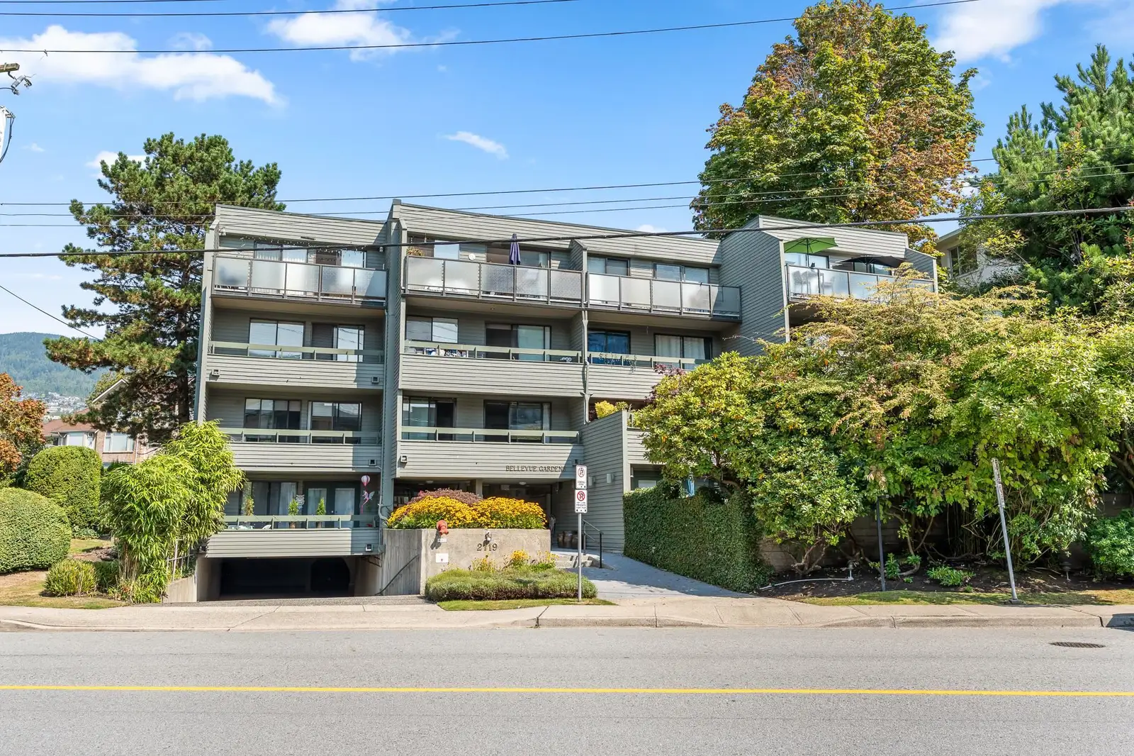 101 2119 BELLEVUE AVENUE, West Vancouver BC V7V 1C2
