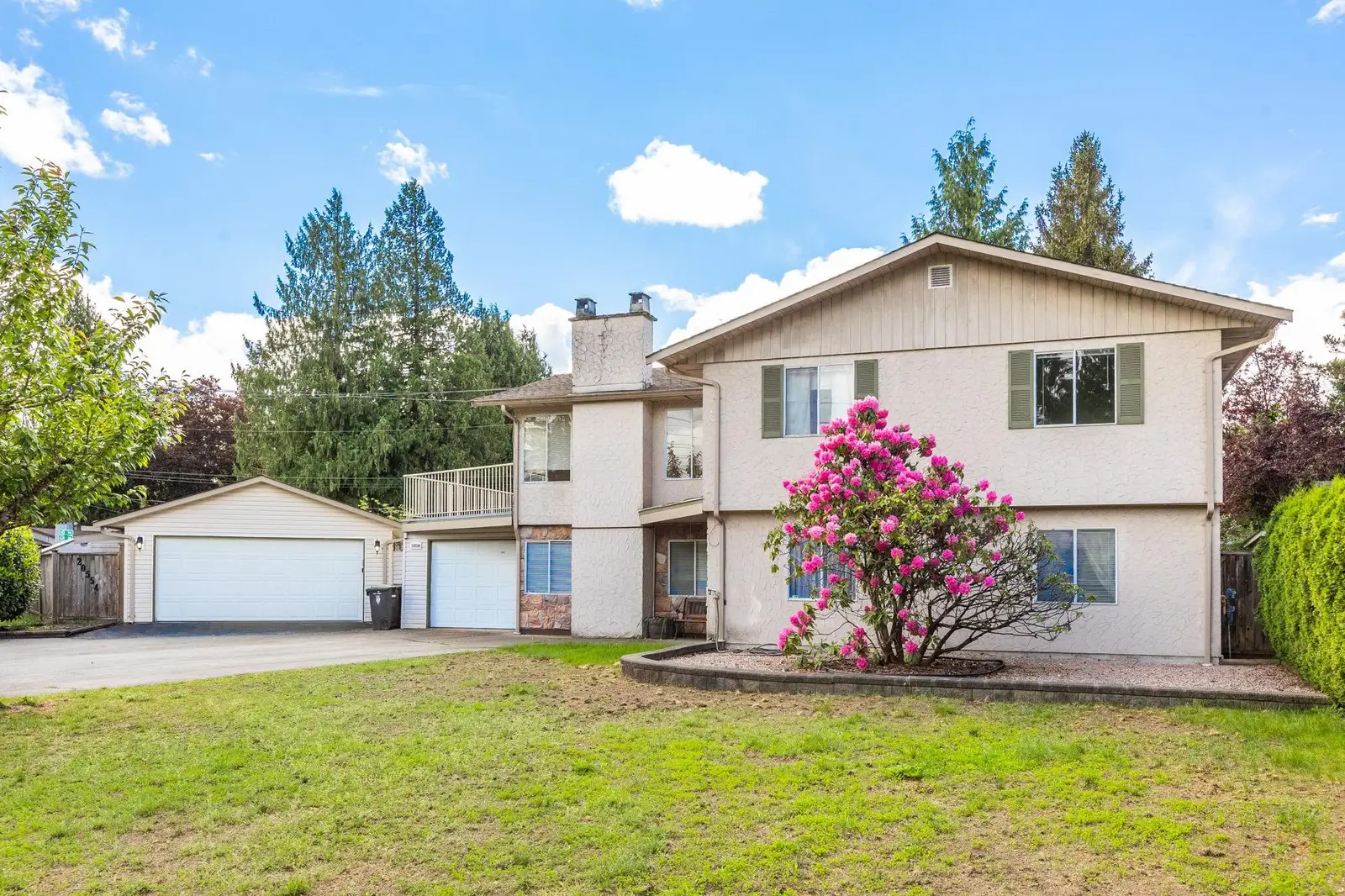 20554 43A AVENUE, Langley BC V3A 3C8