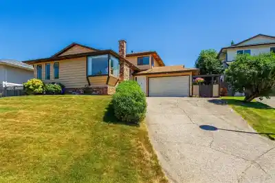 9092 HARDY ROAD, Delta BC V4C 7V9