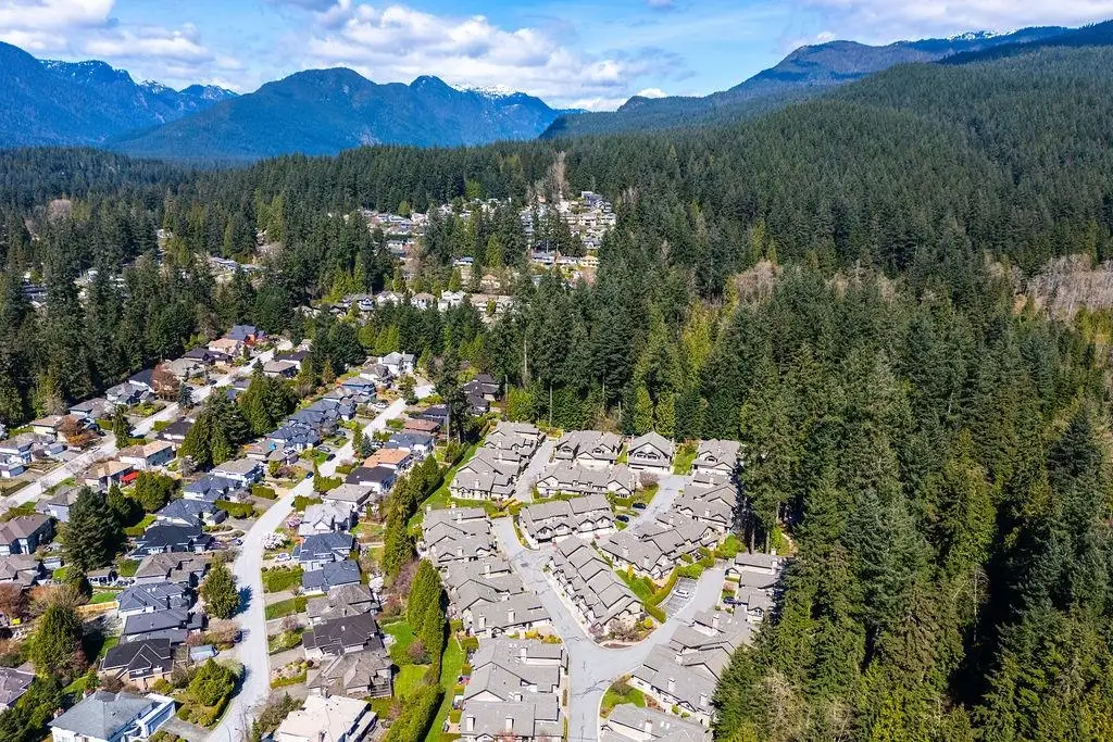 29 1550 LARKHALL CRESCENT, North Vancouver BC V7H 2Z2