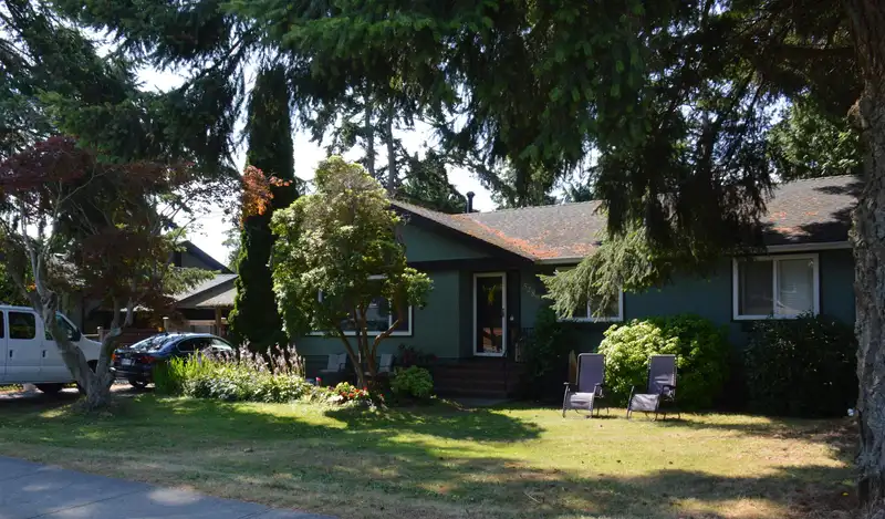 5280 1 AVENUE, Delta