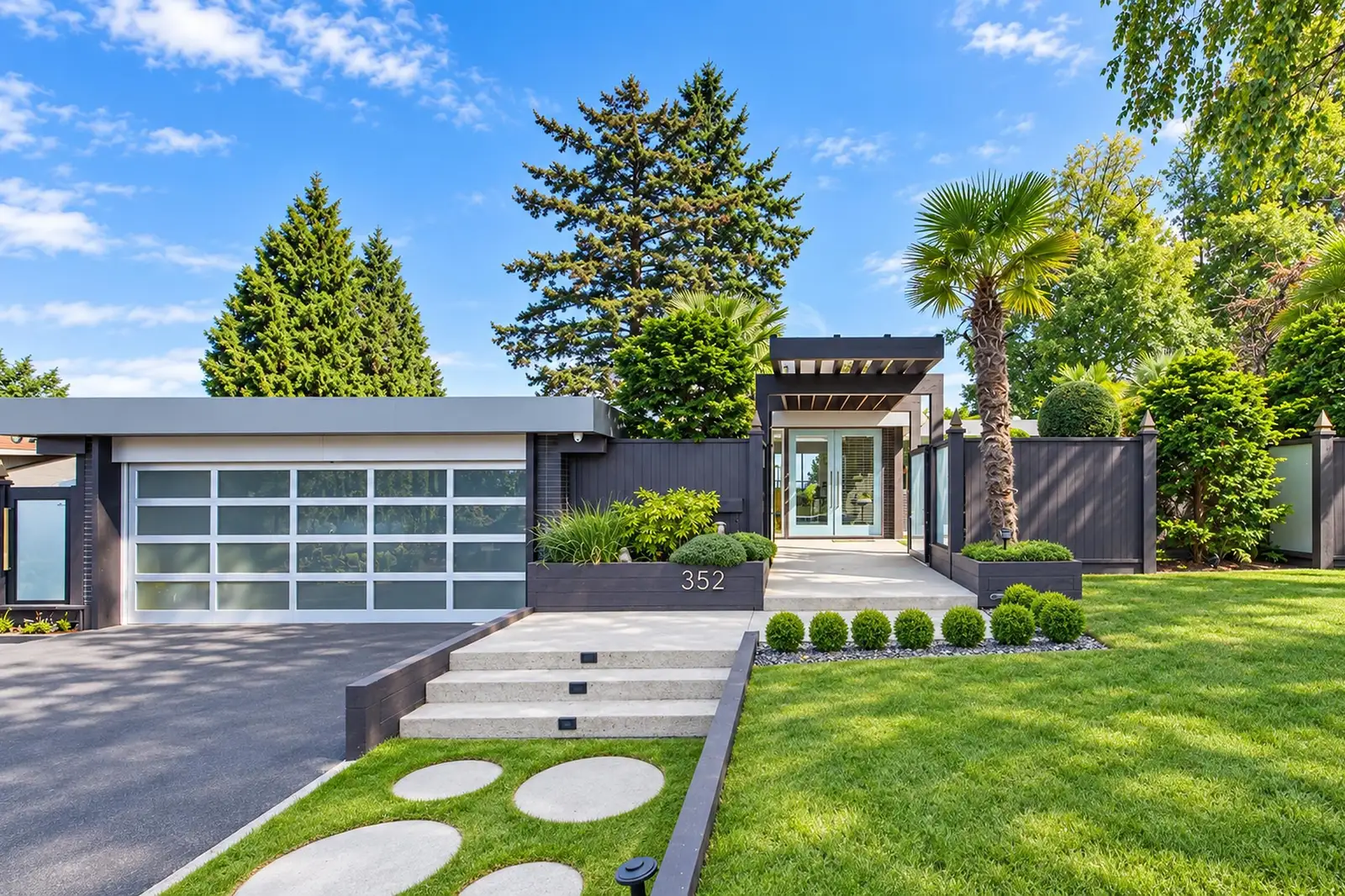 352 54 STREET, Delta BC V4M 3G5