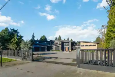 24095 53 AVENUE, Langley BC V2Z 2N3