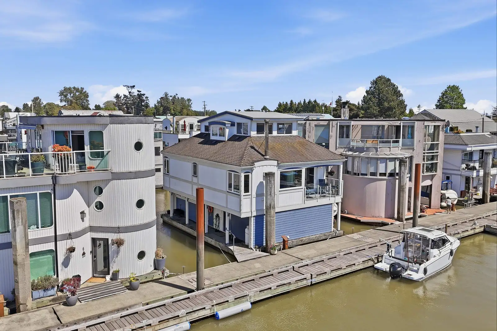 5 3459 W RIVER ROAD, Delta BC V4K 4Y6