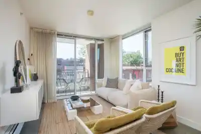 307 231 E PENDER STREET, Vancouver BC V6A 0G3