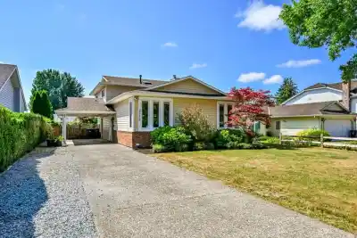 27258 26B AVENUE, Langley BC V4W 3K2
