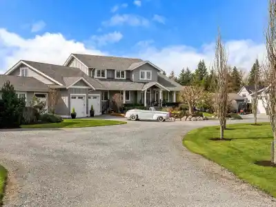 5721 224 STREET, Langley BC V2Y 2M1
