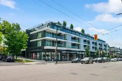 201 3596 W 28TH AVENUE, Vancouver BC V6S 2G5