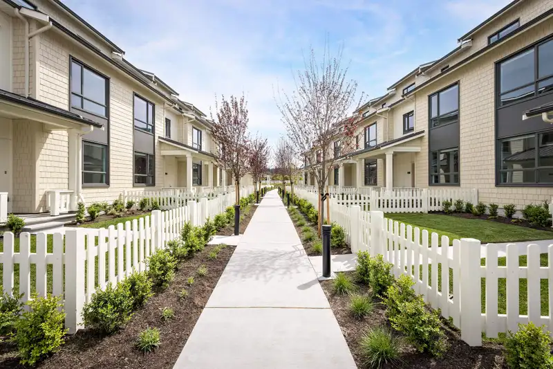 2 6320 DAIRY AVENUE, Tsawwassen