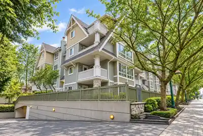 115 1111 LYNN VALLEY ROAD, North Vancouver BC V7J 3V4