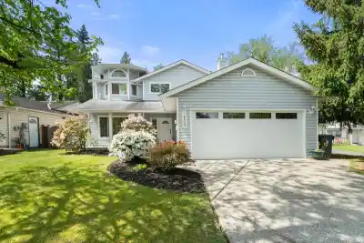 9539 215A STREET, Langley BC V1M 2C6