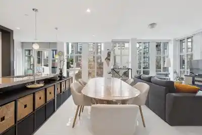 402 1102 HORNBY STREET, Vancouver BC V6Z 1V8