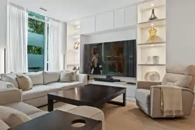 2781 LIBRARY LANE, North Vancouver BC V7J 0C6