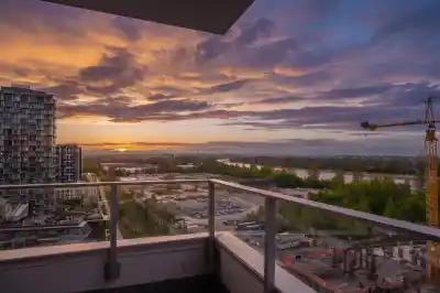 1402 3438 SAWMILL CRESCENT, Vancouver BC V5S 0E3