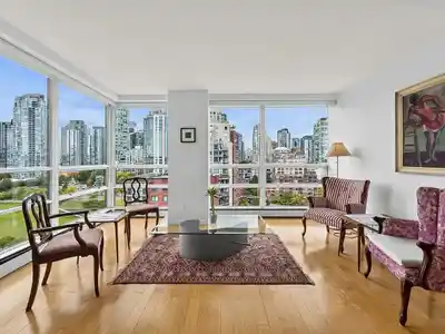 16D 139 DRAKE STREET, Vancouver BC V6Z 2T8
