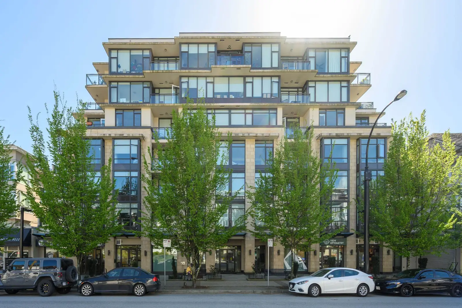 504 131 E 3RD STREET, North Vancouver BC V7L 0E3