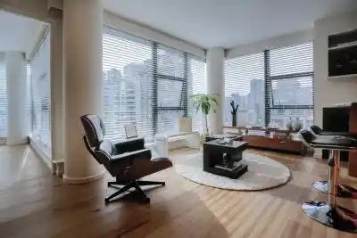 1001 1723 ALBERNI STREET, Vancouver BC V6G 3G9