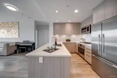 603 3289 RIVERWALK AVENUE, Vancouver BC V5S 0G2