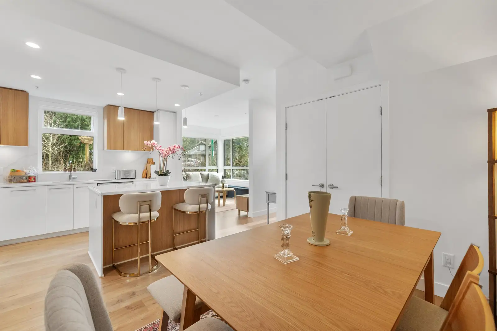 176 2035 GLENAIRE DRIVE, North Vancouver BC V7P 1Y2