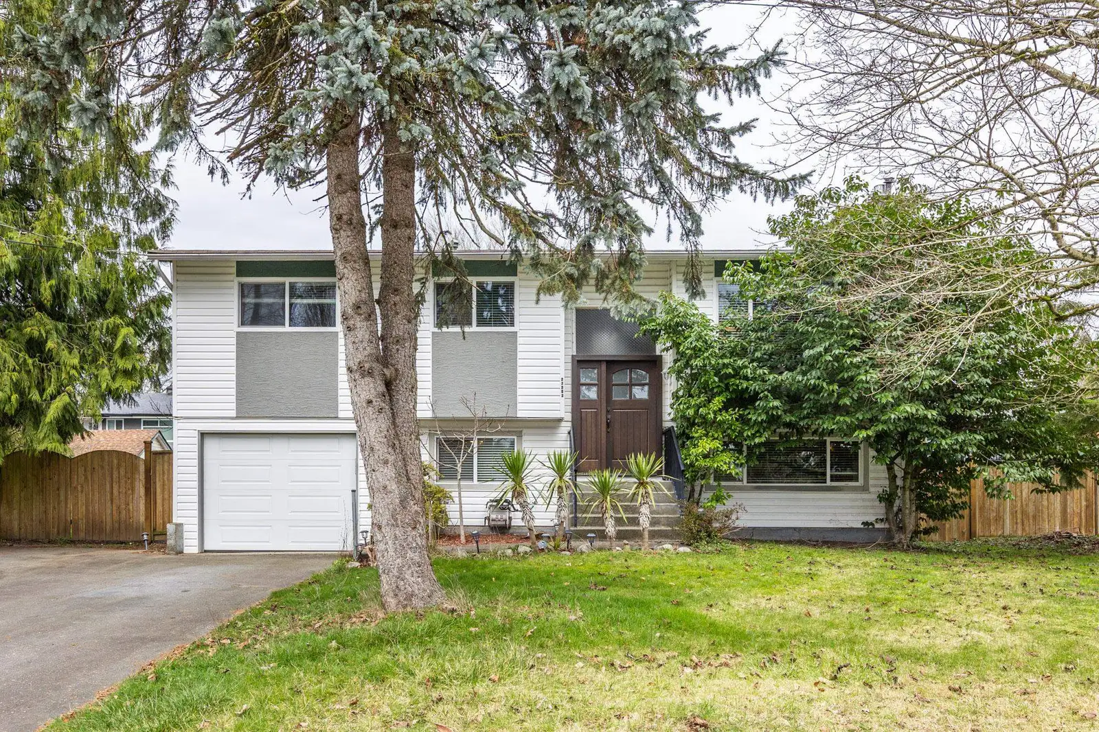 27283 29 AVENUE, Langley BC V4W 3J8