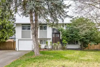 27283 29 AVENUE, Langley BC V4W 3J8