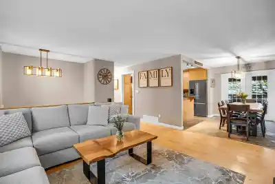 11472 85 AVENUE, Delta BC V4C 2T7