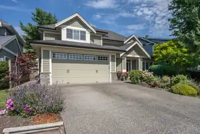 5379 WELLBURN DRIVE, Delta BC V4K 2H8