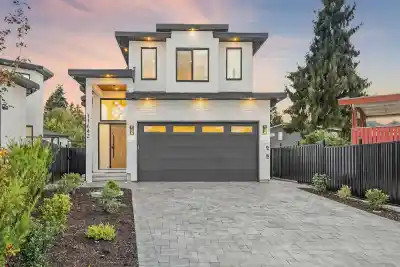 11642 94A AVENUE, Delta BC V4C 3S3