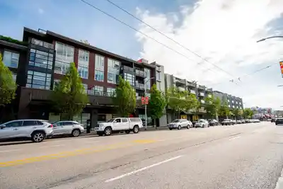 409 1680 W 4TH AVENUE, Vancouver BC V6J 1L9