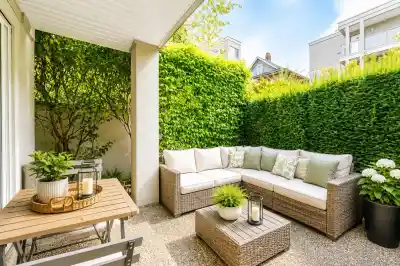 1 1386 W 6TH AVENUE, Vancouver BC V6H 1A7