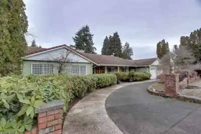 8850 DELVISTA DRIVE, Delta BC V4C 4A5
