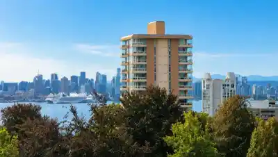 502 128 E 8TH STREET, North Vancouver BC V7L 1Y7