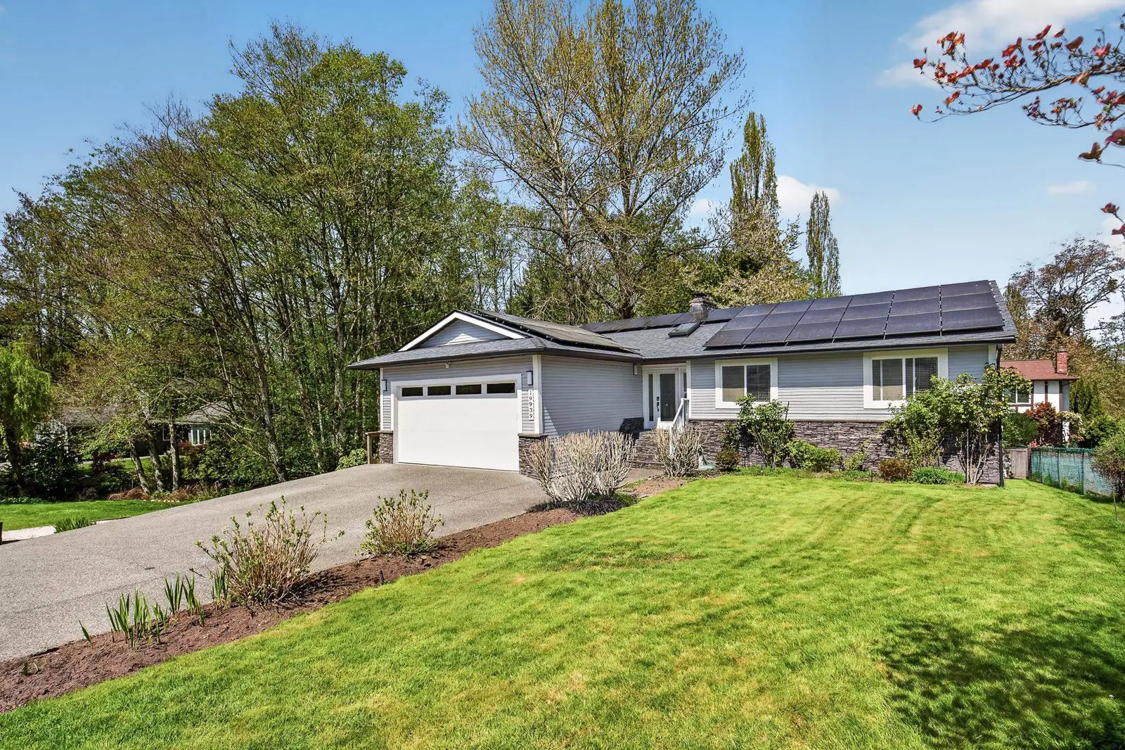 19939 51 AVENUE, Langley BC V3A 7P2
