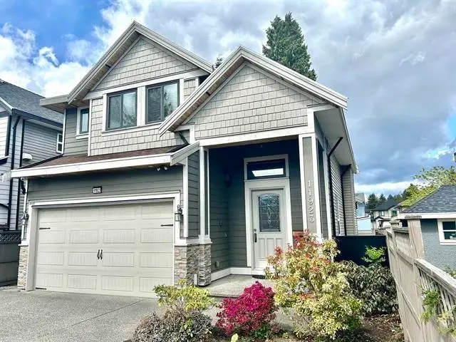 11923 92 AVENUE, Delta BC V4C 3L5