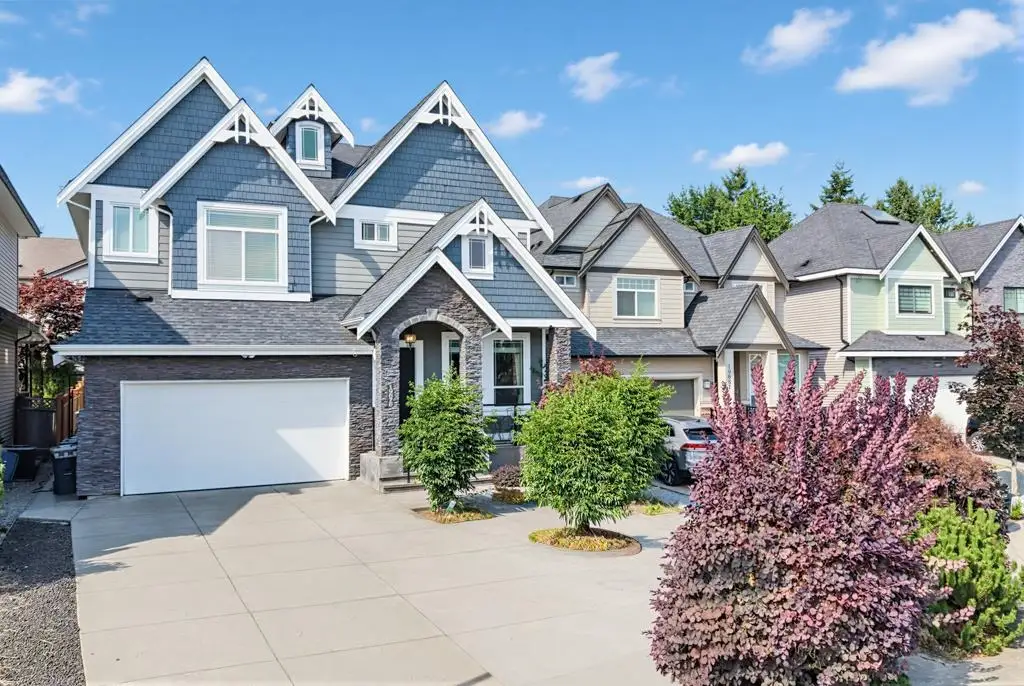 19675 70A AVENUE, Langley BC V2Y 0N6