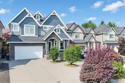 19675 70A AVENUE, Langley BC V2Y 0N6