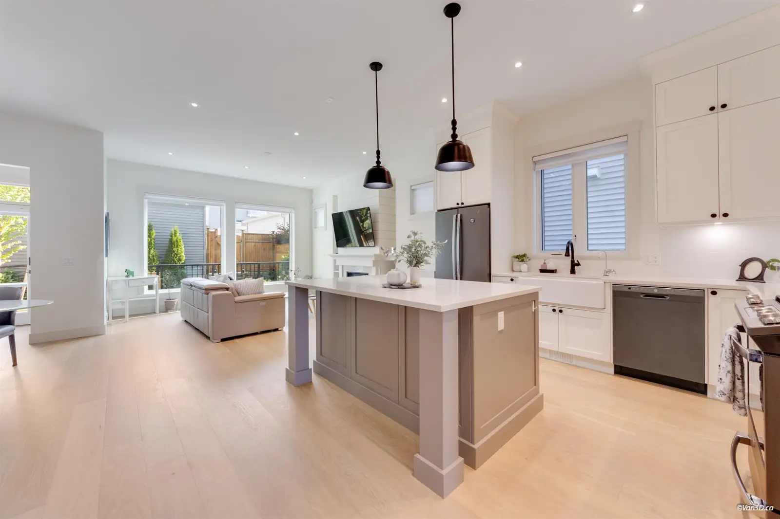 19748 75A AVENUE, Langley BC V2Y 5K2